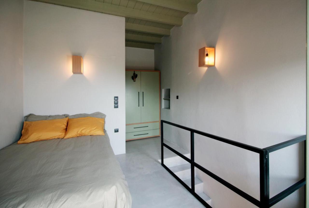 New Guesthouse In Emporios Emporeios  Exterior photo