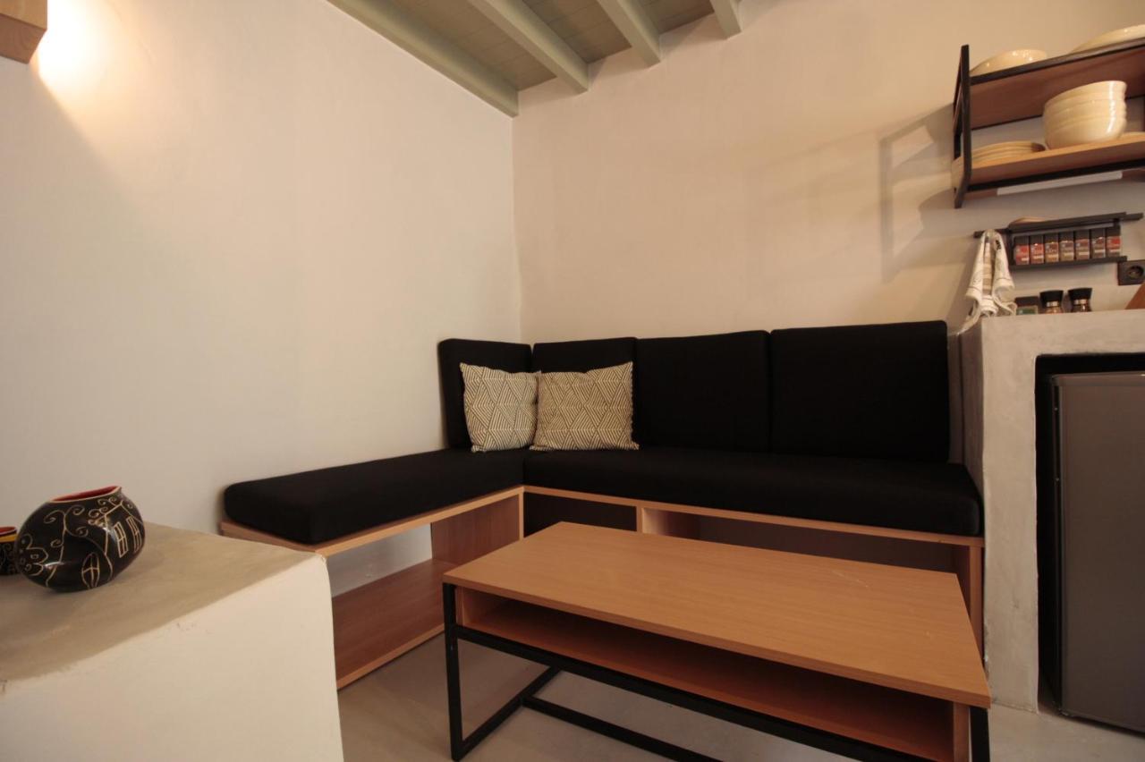New Guesthouse In Emporios Emporeios  Exterior photo